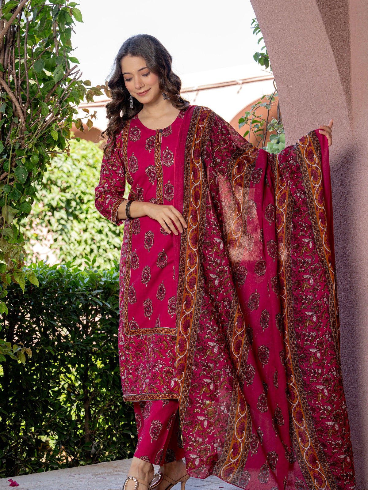 Women Red Floral Printed Cotton Straight Kurta Pant Dupatta Set