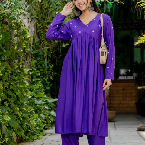 Women Purple Embroidered Full Sleeve Flared Kurta Pant Set