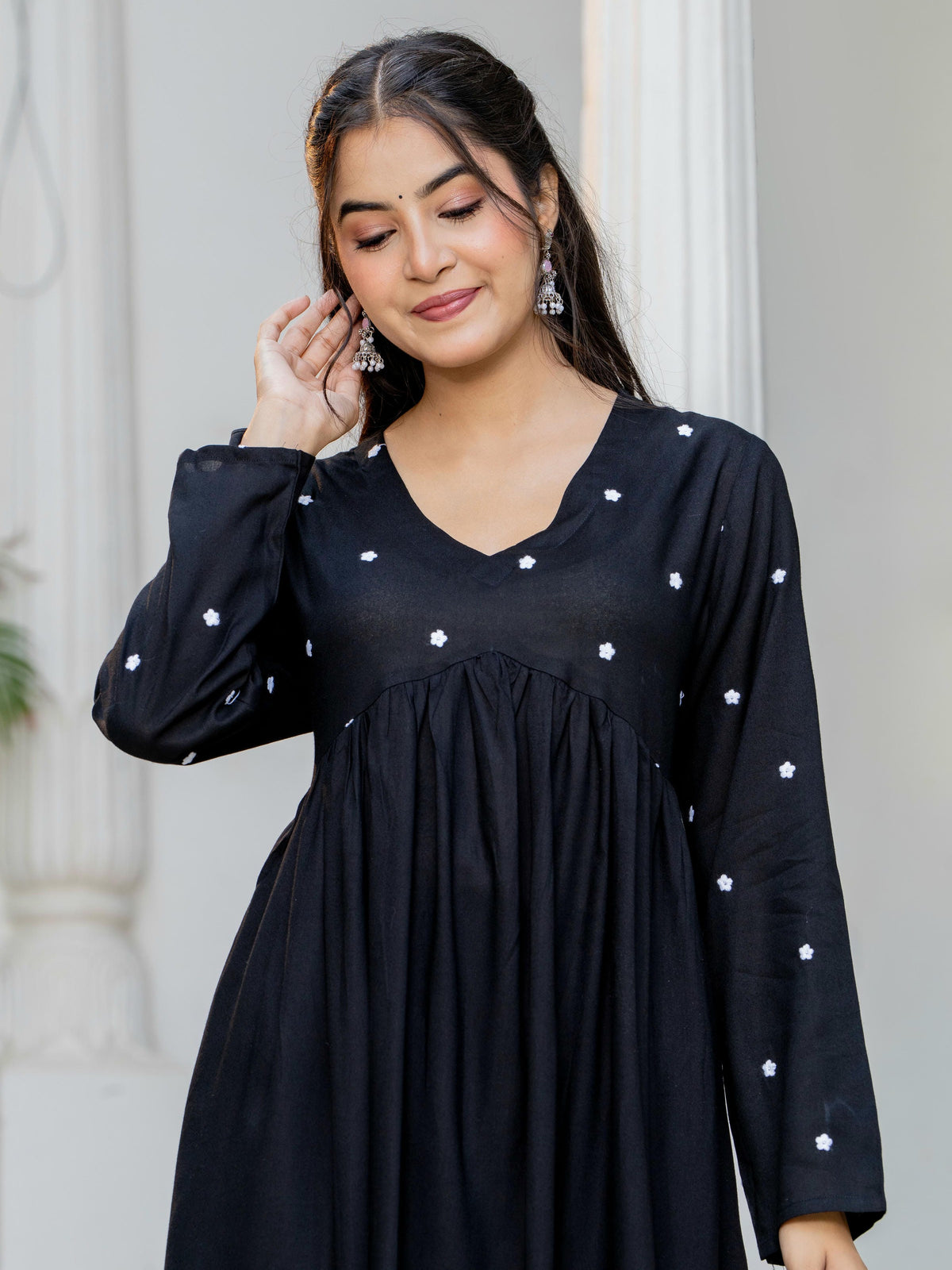 Women Black Embroidered V-Neck Flared Kurta Pant Set