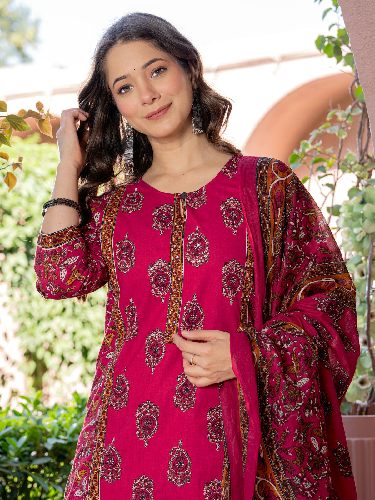 Women Red Floral Printed Cotton Straight Kurta Pant Dupatta Set