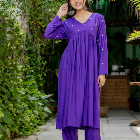 Women Purple Embroidered Full Sleeve Flared Kurta Pant Set