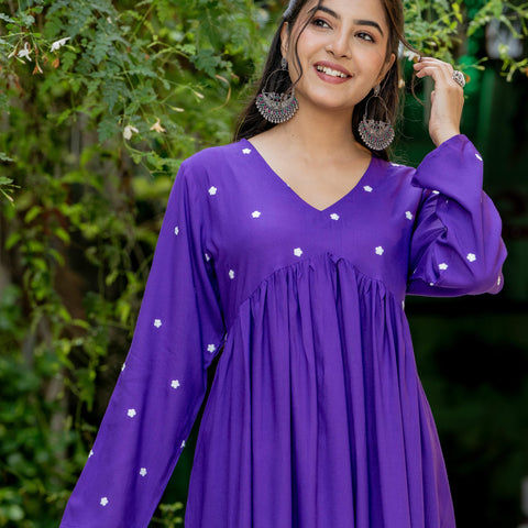 Women Purple Embroidered Full Sleeve Flared Kurta Pant Set
