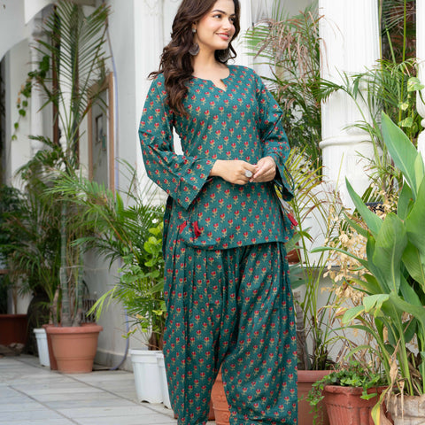 Women Bottle Green Floral Cotton Farsi Suit Set