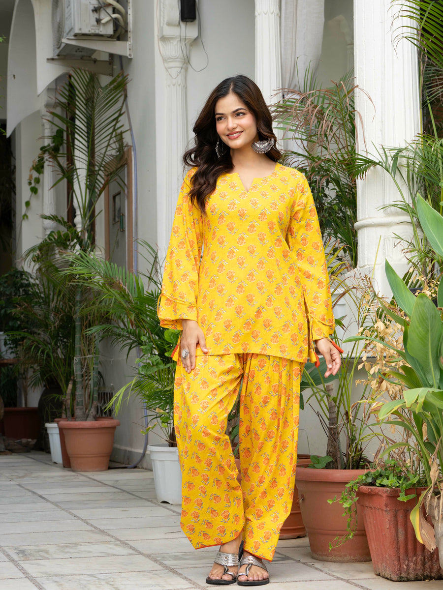 Women Yellow Printed Cotton Farsi Suit Set