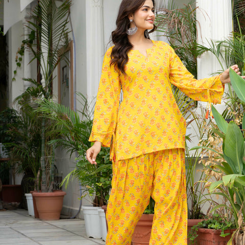 Women Yellow Printed Cotton Farsi Suit Set