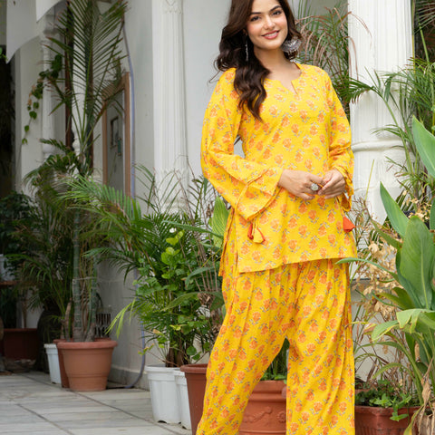Women Yellow Printed Cotton Farsi Suit Set