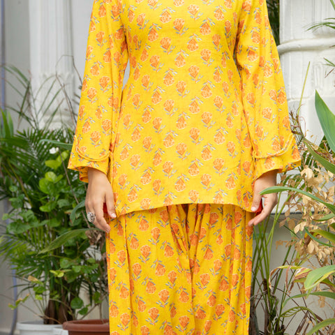 Women Yellow Printed Cotton Farsi Suit Set