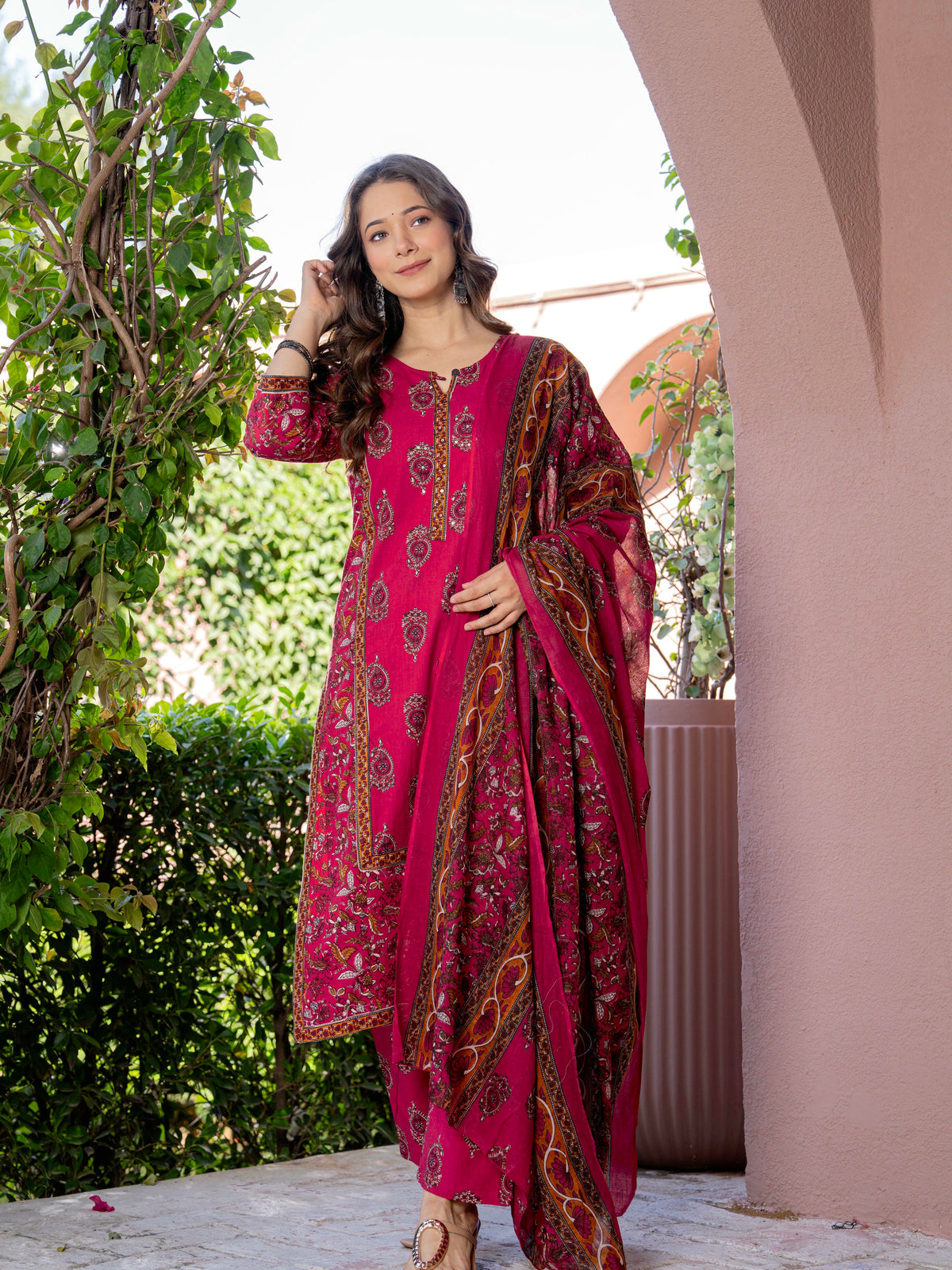 Women Red Floral Printed Cotton Straight Kurta Pant Dupatta Set