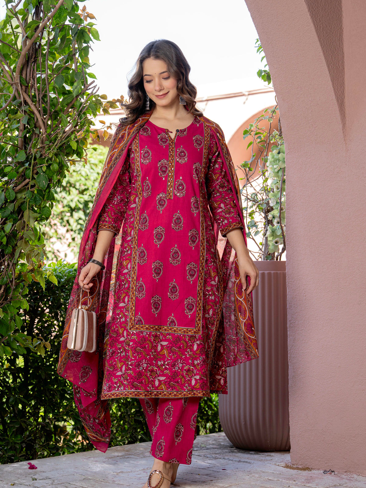 Women Red Floral Printed Cotton Straight Kurta Pant Dupatta Set