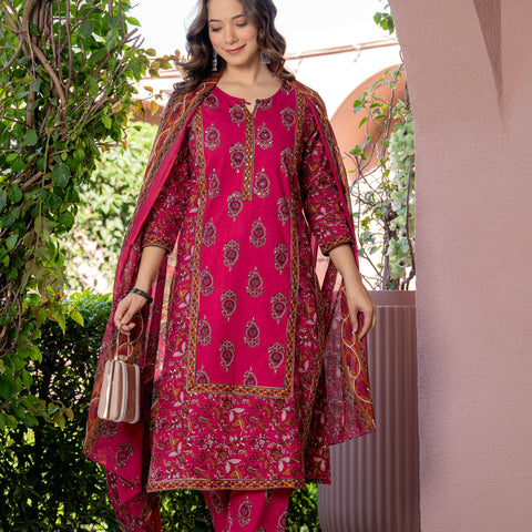 Women Red Floral Printed Cotton Straight Kurta Pant Dupatta Set