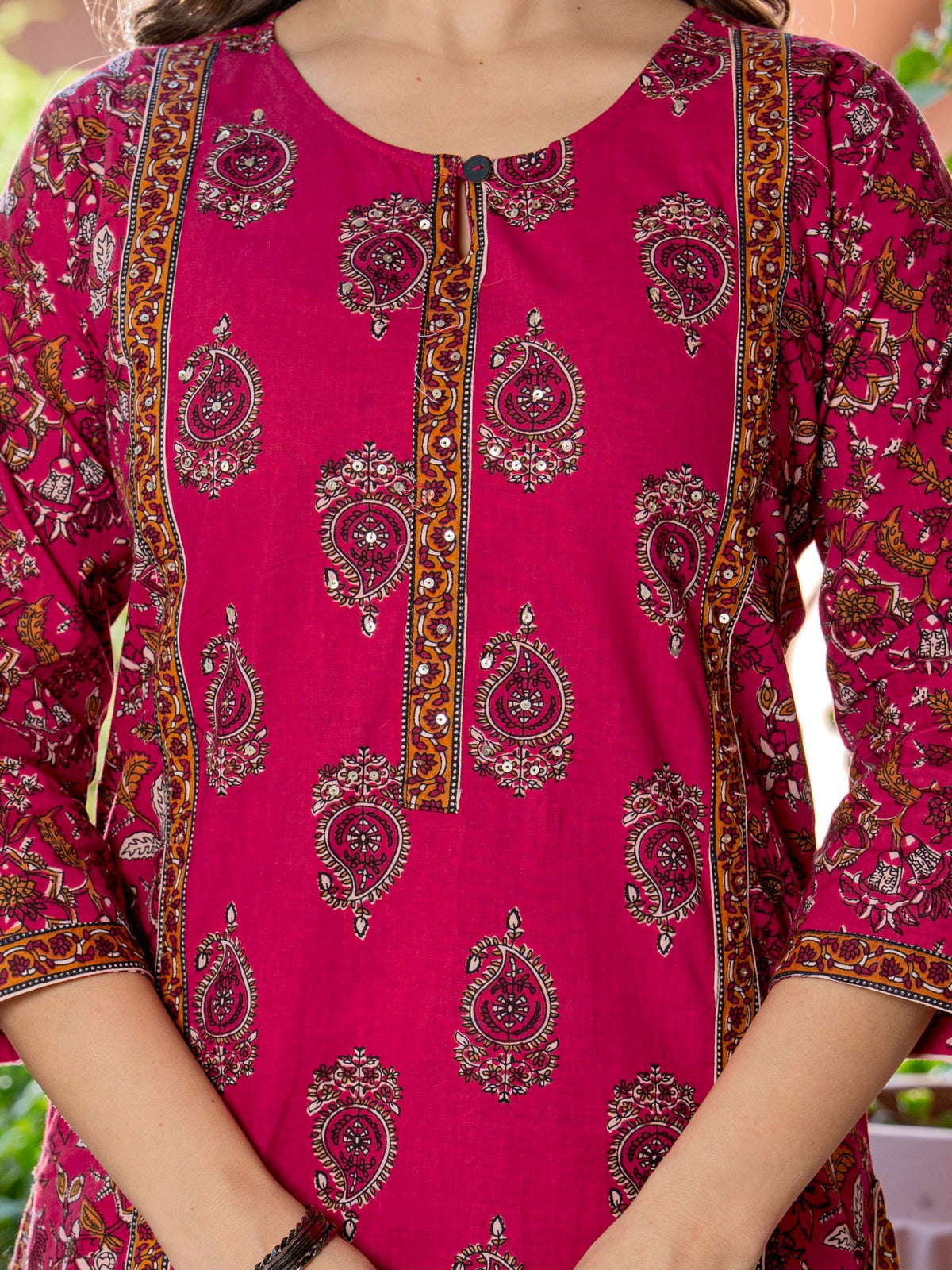 Women Red Floral Printed Cotton Straight Kurta Pant Dupatta Set