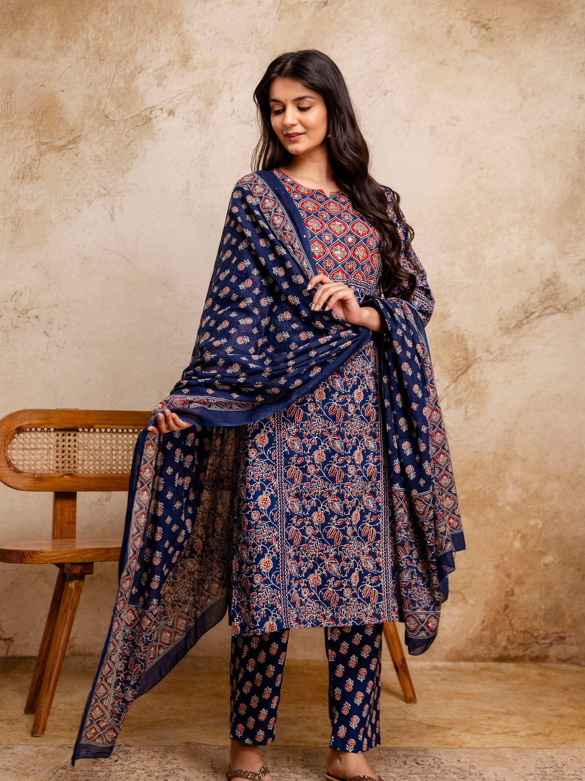 Women Navy Blue Floral Mirror Work Straight Kurta with Pant & Dupatta