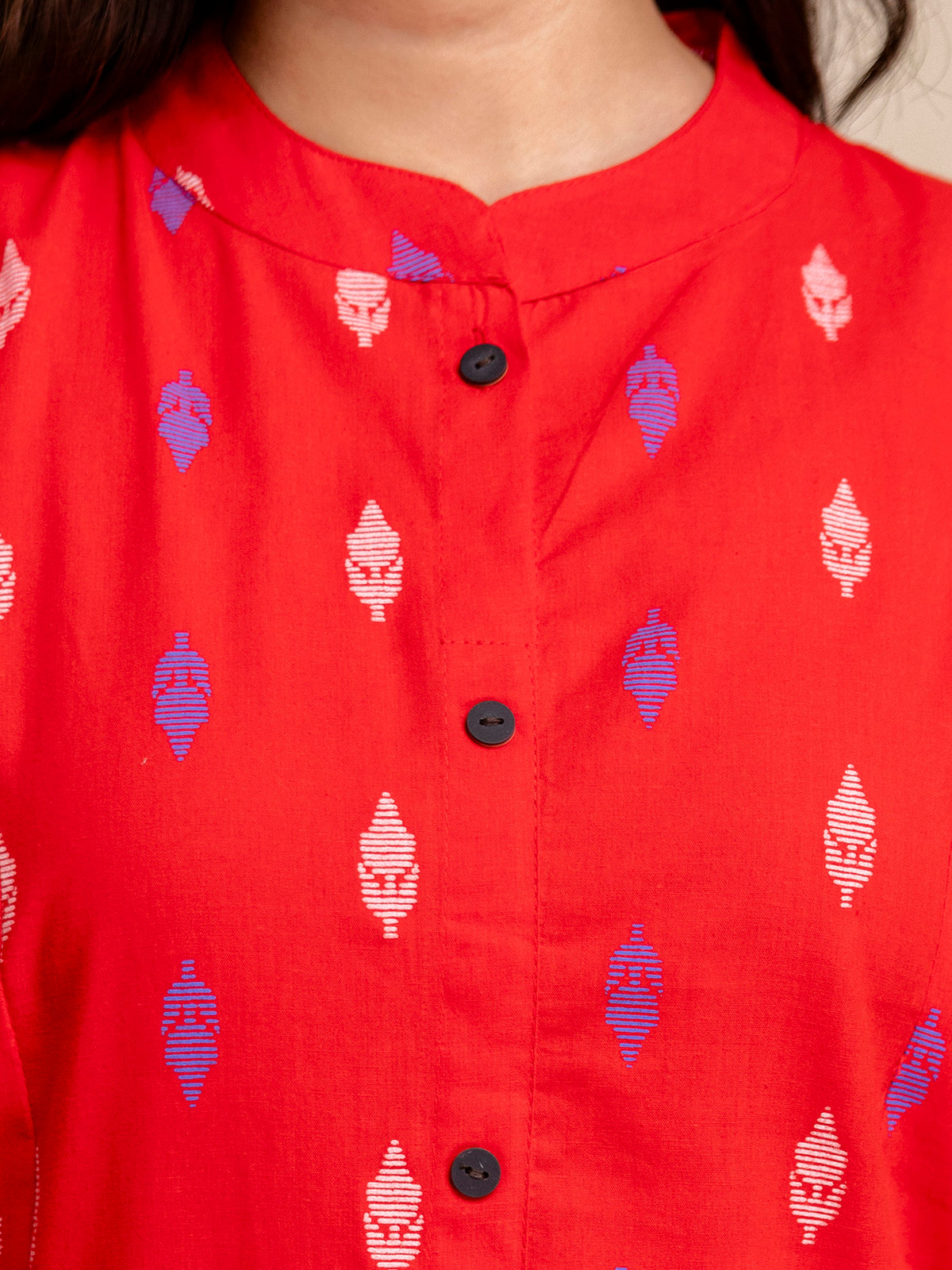 Women Red Ikat Print Cotton Mandarin Collar Kurta Pant Set