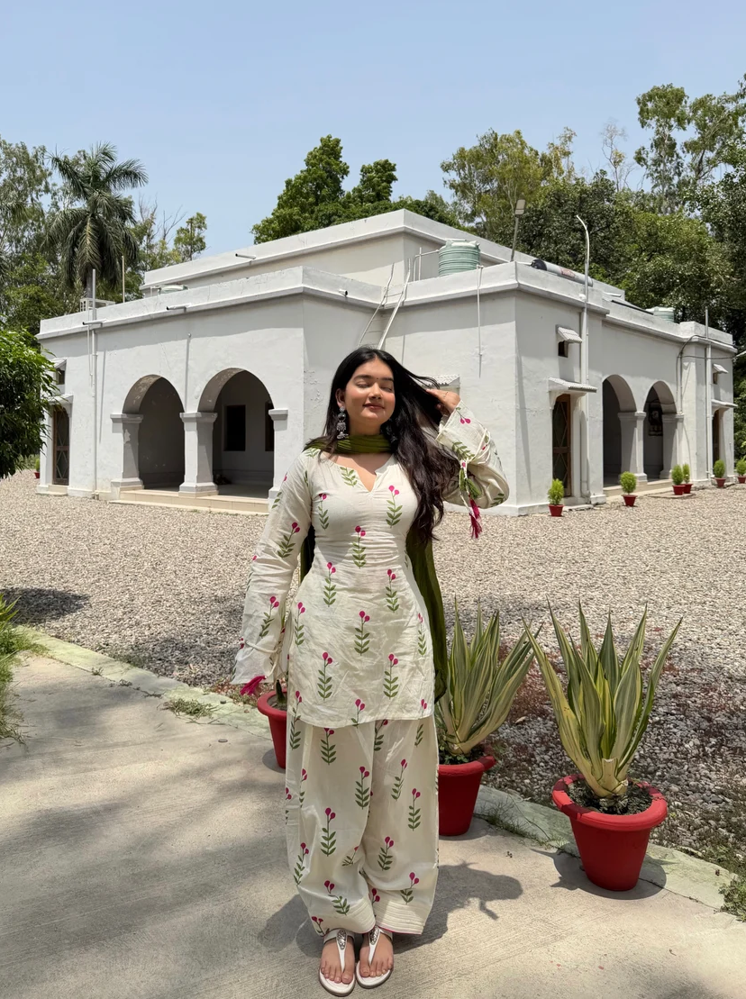 Women Cream Floral 3 Piece Cotton Farshi Salwar Suit with Green Dupatta
