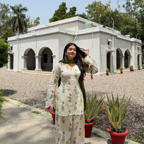 Women Cream Floral 3 Piece Cotton Farshi Salwar Suit with Green Dupatta