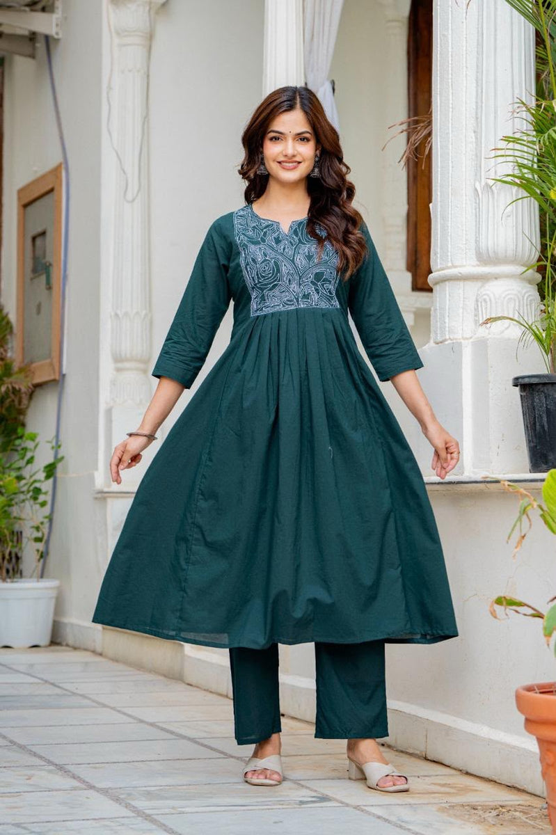 Women Green Embroidered Notch Neck Anarkali Kurta Pant Dupatta Set