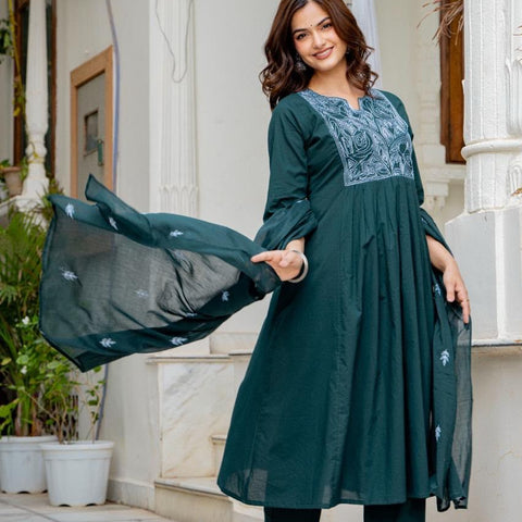 Women Green Embroidered Notch Neck Anarkali Kurta Pant Dupatta Set