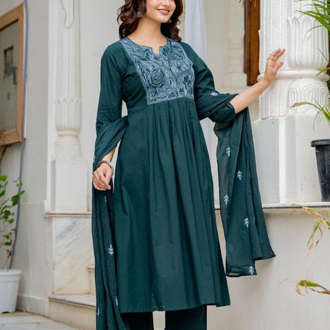 Women Green Embroidered Notch Neck Anarkali Kurta Pant Dupatta Set