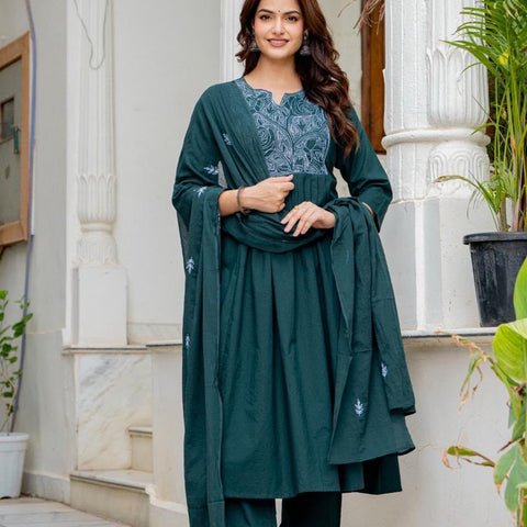 Women Green Embroidered Notch Neck Anarkali Kurta Pant Dupatta Set