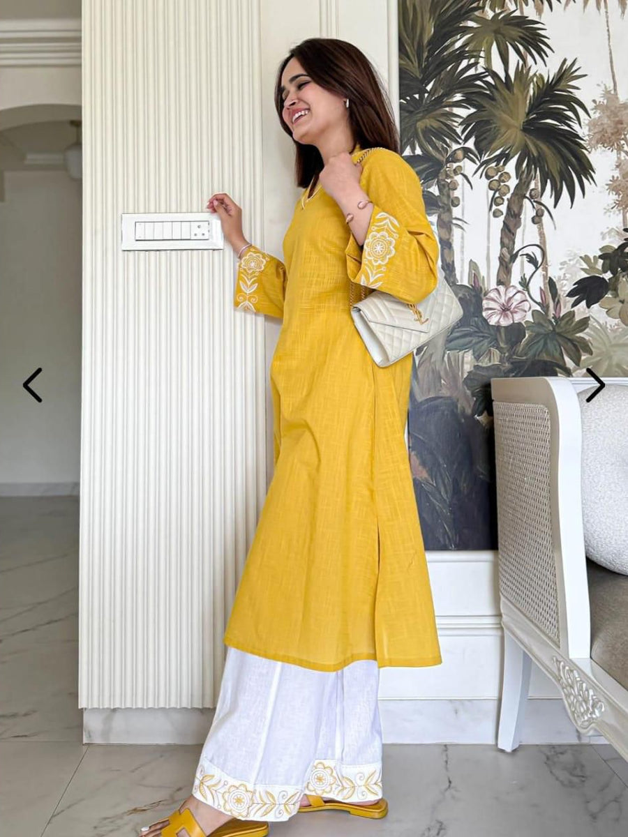 Women Mustard Solid Cotton Flex V-Neck A-Line Kurta Pant Set