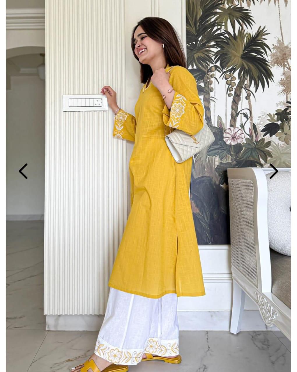 Women Mustard Solid Cotton Flex V-Neck A-Line Kurta Pant Set