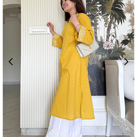 Women Mustard Solid Cotton Flex V-Neck A-Line Kurta Pant Set