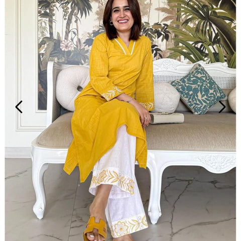 Women Mustard Solid Cotton Flex V-Neck A-Line Kurta Pant Set